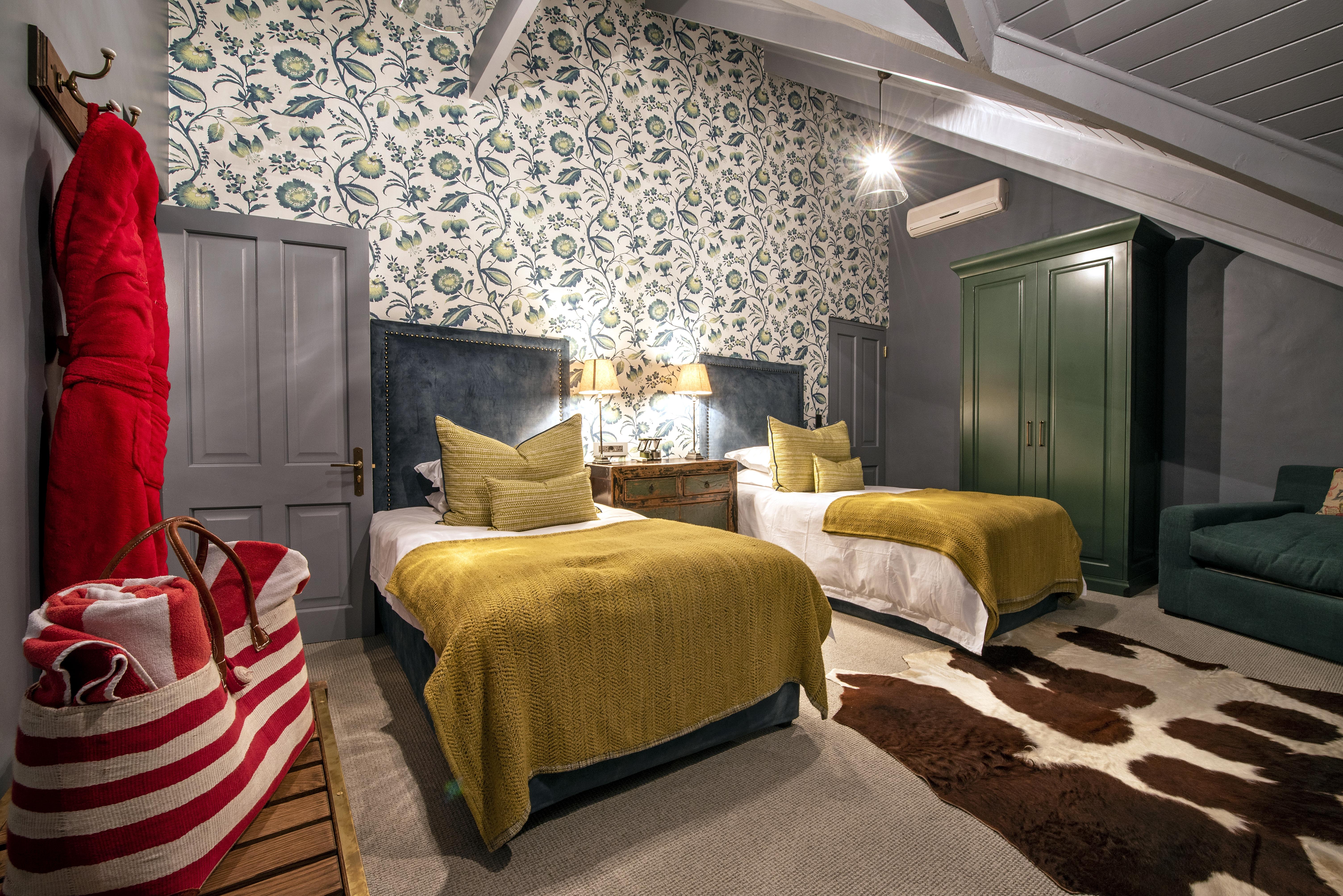Avondrood Guest House By The Oyster Collection Франшхоек Екстериор снимка